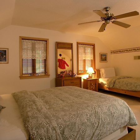 Swiss Woods Bed And Breakfast Lititz Extérieur photo